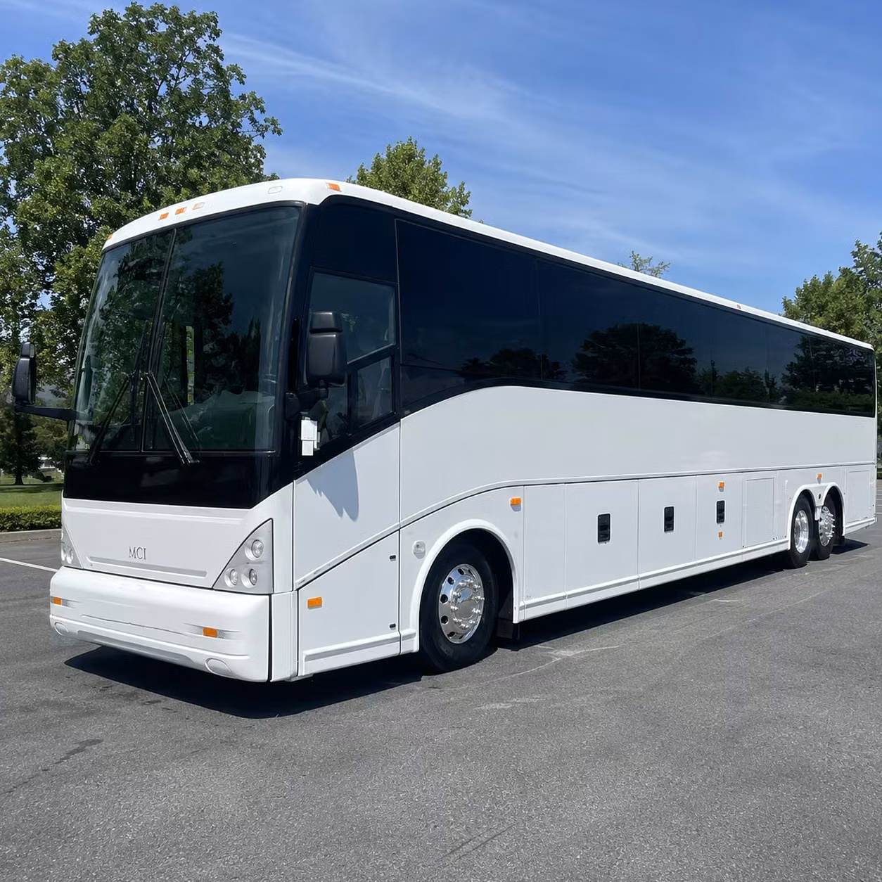 burbank and long beach airport transfers to santa monica
