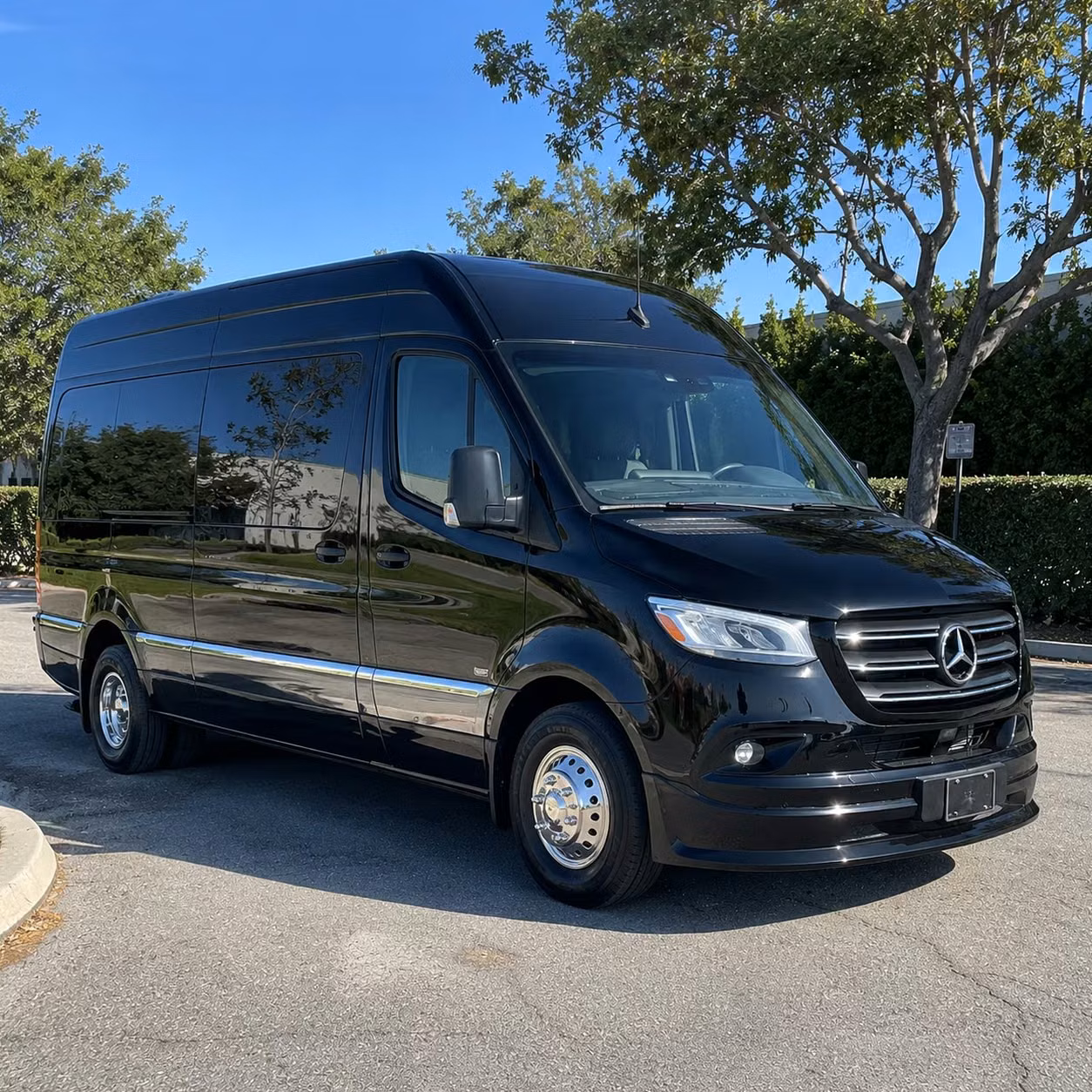 santa monica sporting event transportation